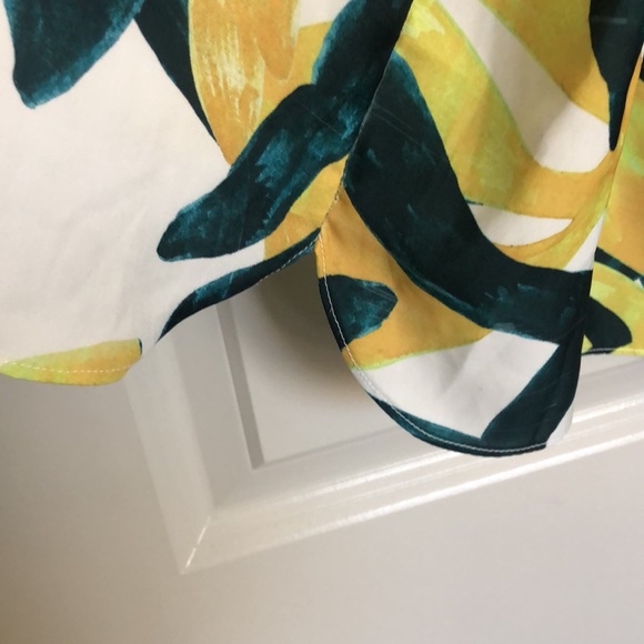 LAVI Adjustable Strap Tank - Yellow and Green - Picture 4 of 9